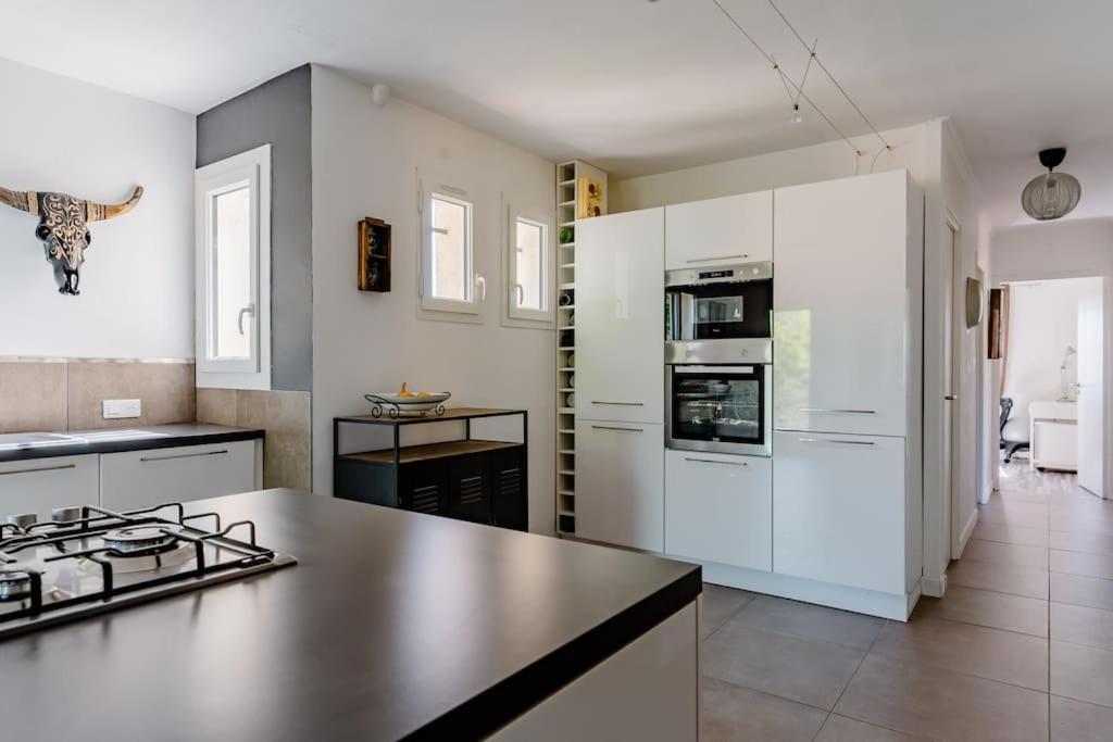 Sejour En Provence Maison Avec Vue Sur La Sainte Victoire Et Piscine Pres D'Aix En Provence 엑상프로방스 외부 사진
